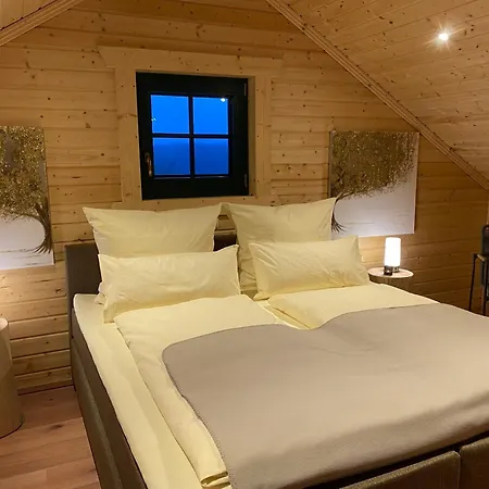 Holzhaus Onkel Fritz Mit Sauna Und Whirlwanne Ferienhaus